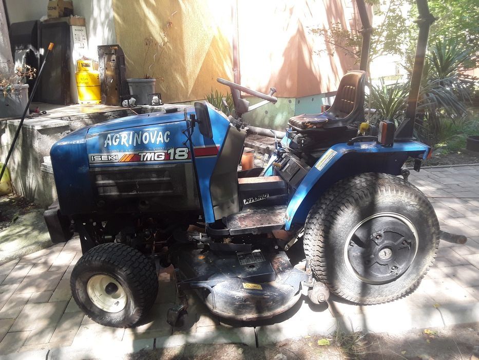 Cositoare de vînzare pentru tractor ISEKI 18CP cu toate accesoriile6