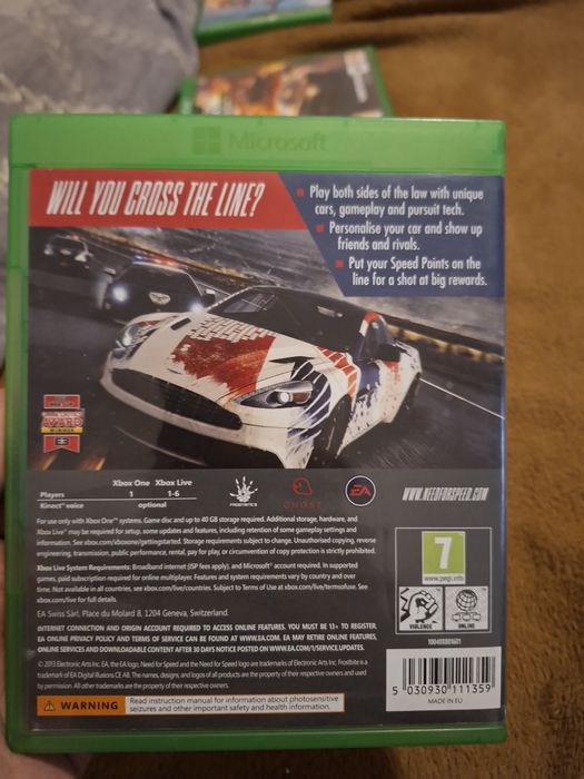 Vând joc Need For Speed Rivals de xbox one.TRMIT DOAR CU PLATĂ LA CURIER!!!!!!!