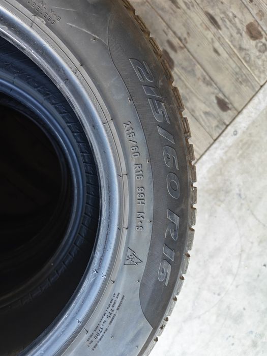 215 60 16 Pirelli Sotto Zero 3 - 4броя