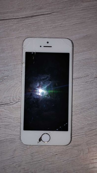 Iphone 5 на запчасти