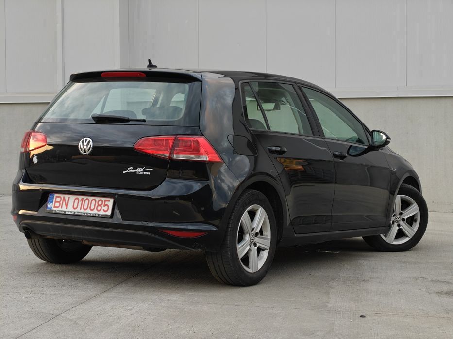 Golf 7  R-line Germania ,Km 100%,Masaj Scaun,Automat,Interior deosebit