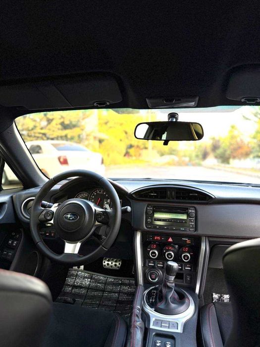 Sotuvda Subaru BRZ GT86 avtomashinamiz