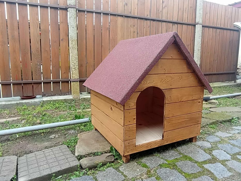 Лакирана дървена къща за кучета , къща куче  от дърво кучешка колиба