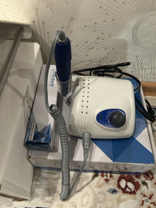 ПРОДАМ набор для маникюра (профессиональный)