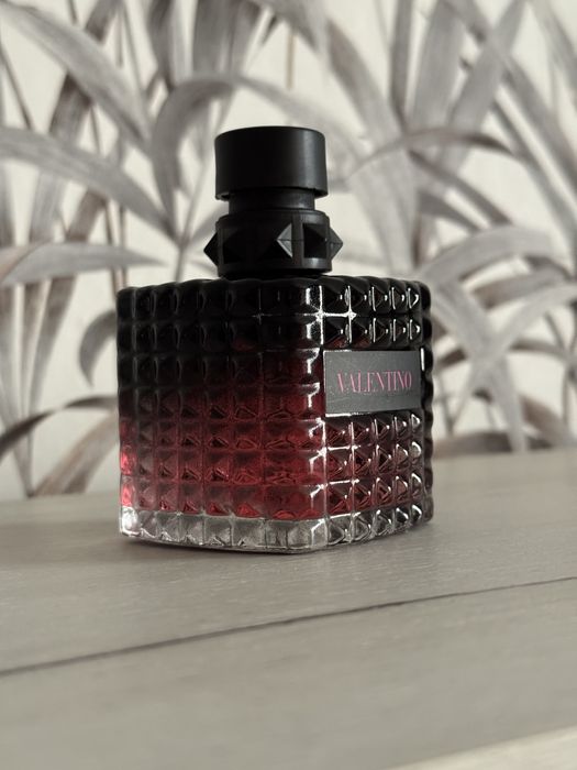 Парфюм Valentino Donna Born In Roma Intense