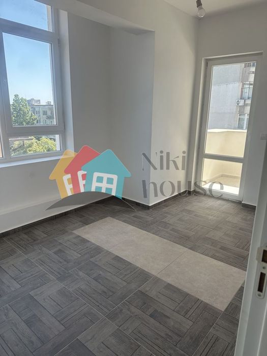 Продава се Тристаен апартамент в Варна, Аспарухово - 83 кв.м за 1627 €/кв.м - Снимка #1