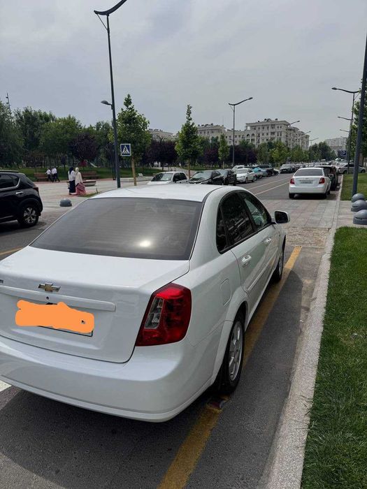 Chevrolet Jentra