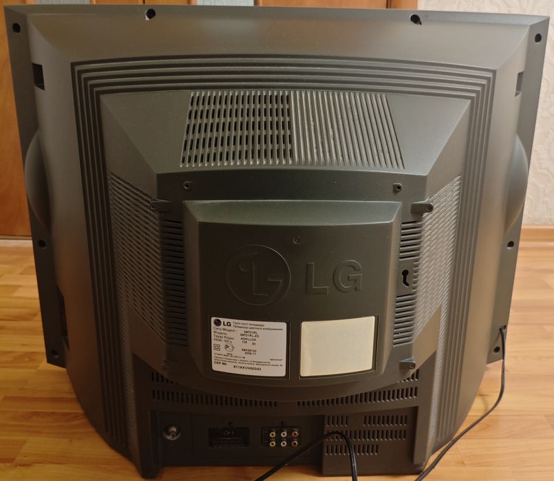 Телевизор LG рабочий