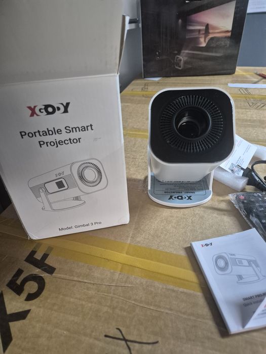 Промо Цена!Преносим Smart 4К Android WiFi Проектор с 12000lumen Автоматично трапецовиднo изкривяване