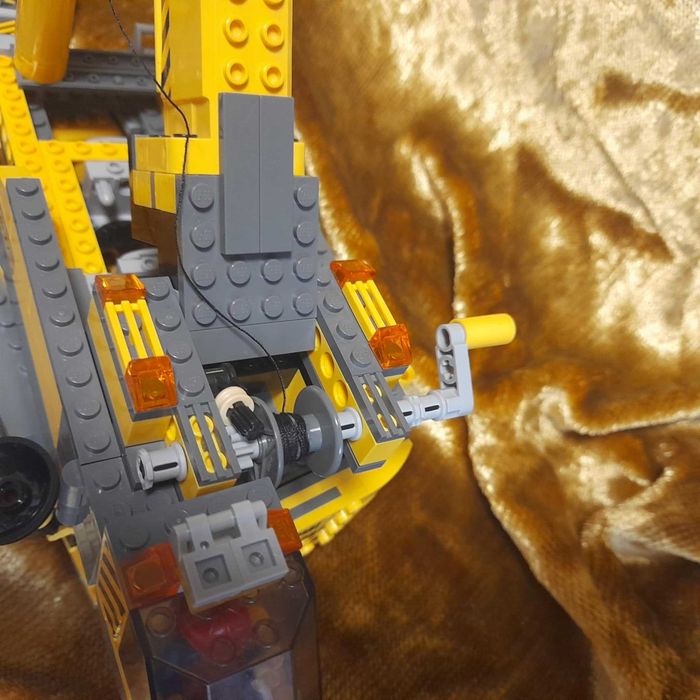 7249 LEGO добре забазено