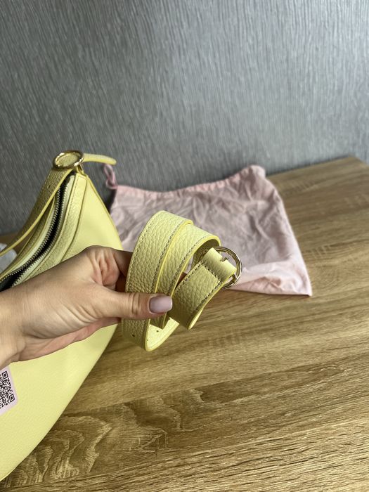Poseta din piele COCCINELLE