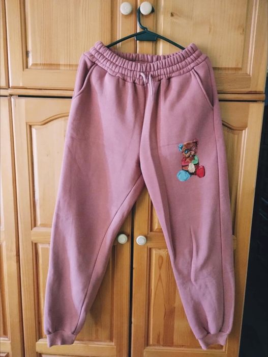 Дамски ватиран екип с мече размер L