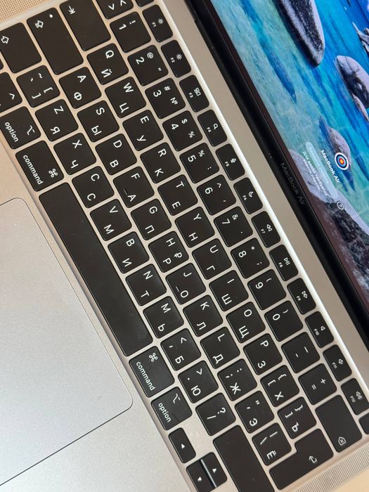 MacBook Air 13 2020 M1