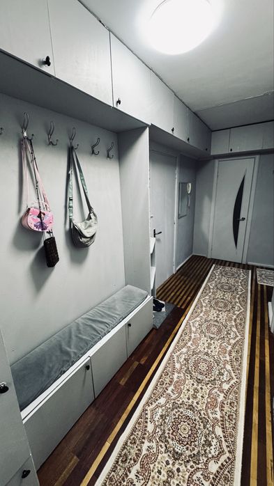 Продам 2-хкомн кв р-н Автопарк