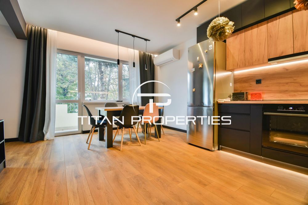 Дава се под наем Тристаен апартамент в София, Лозенец - 90 кв.м за 1097.01 € - Снимка #1