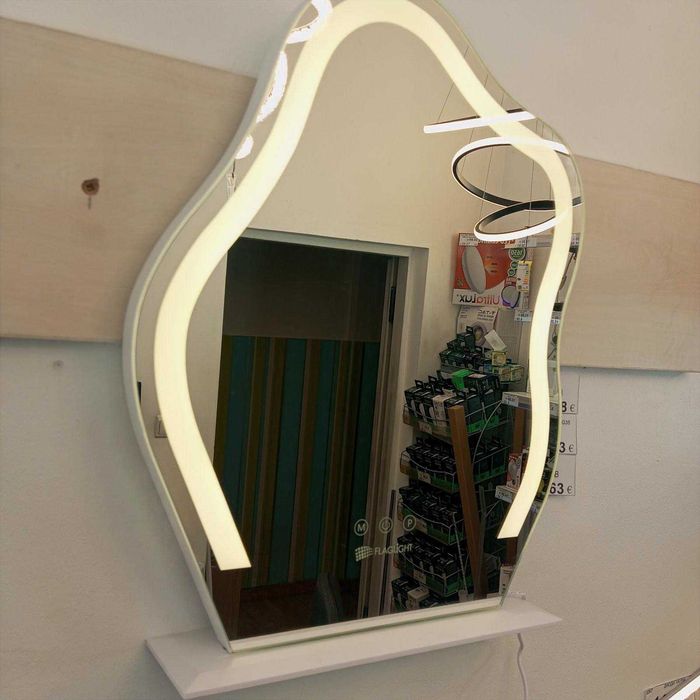 Огледало за гримиране тип Холивуд с лед осветление и димиране Топ цени