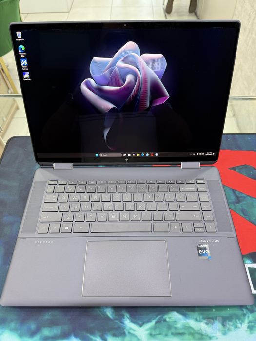 HP Spectre/i7-1260P/16 gb ddr4/1 tb ssd/Arc A370M graphics