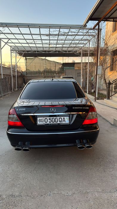 W211 mersedes soatiladi