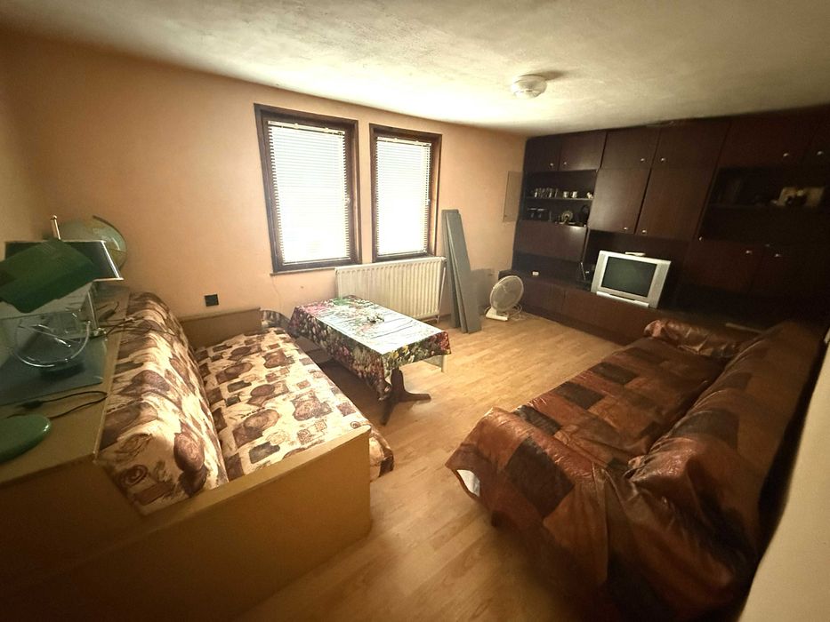 Продава къща на  на 10 км от гр. Габрово