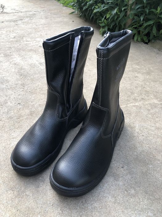 Зимни работни ботуши