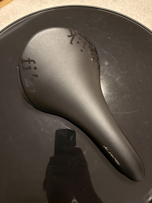 Fizik Aliante Large sa cursiera / sosea