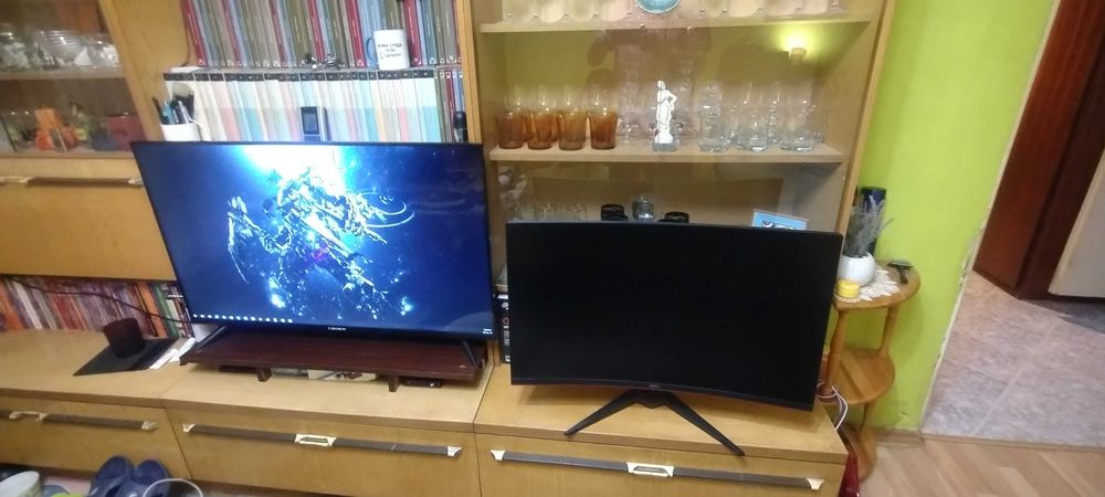 AOC 32" CQ32G 144hz 2560x1440p 2k VA curved