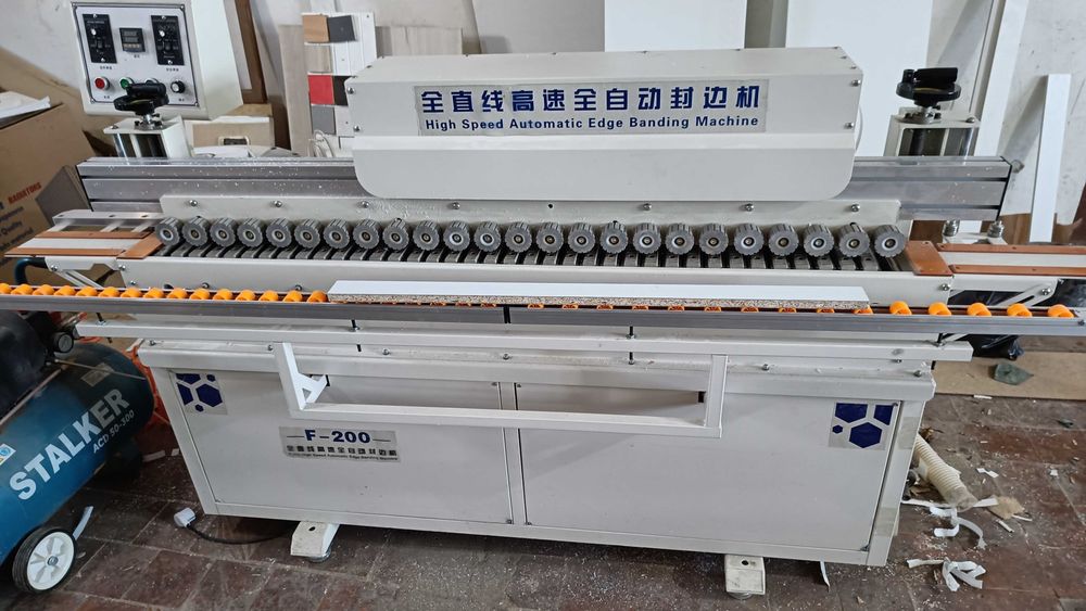 Станок кромкооблицовочный