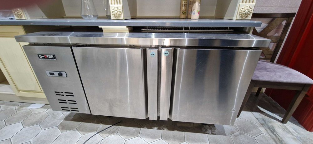 Промышленный холодильник