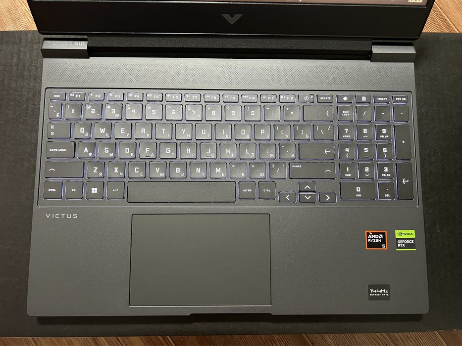 Hp Victus мощный новый ноутбук