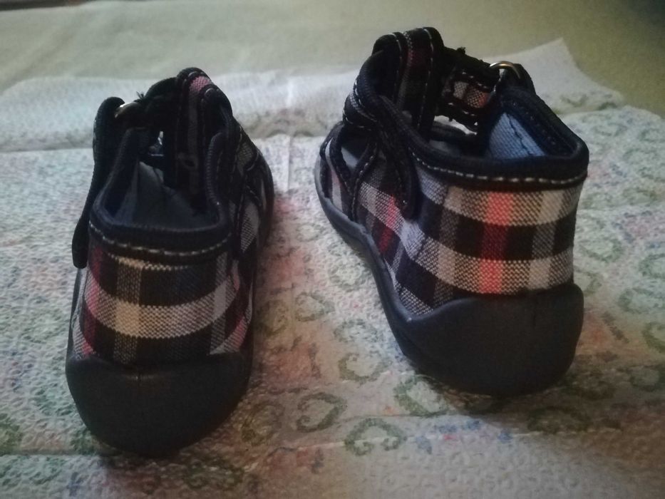 Пантофи за бебе за вкъщи или за ясла/ детска градина