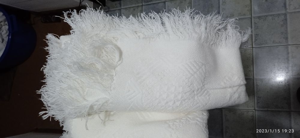 Платок белый большой