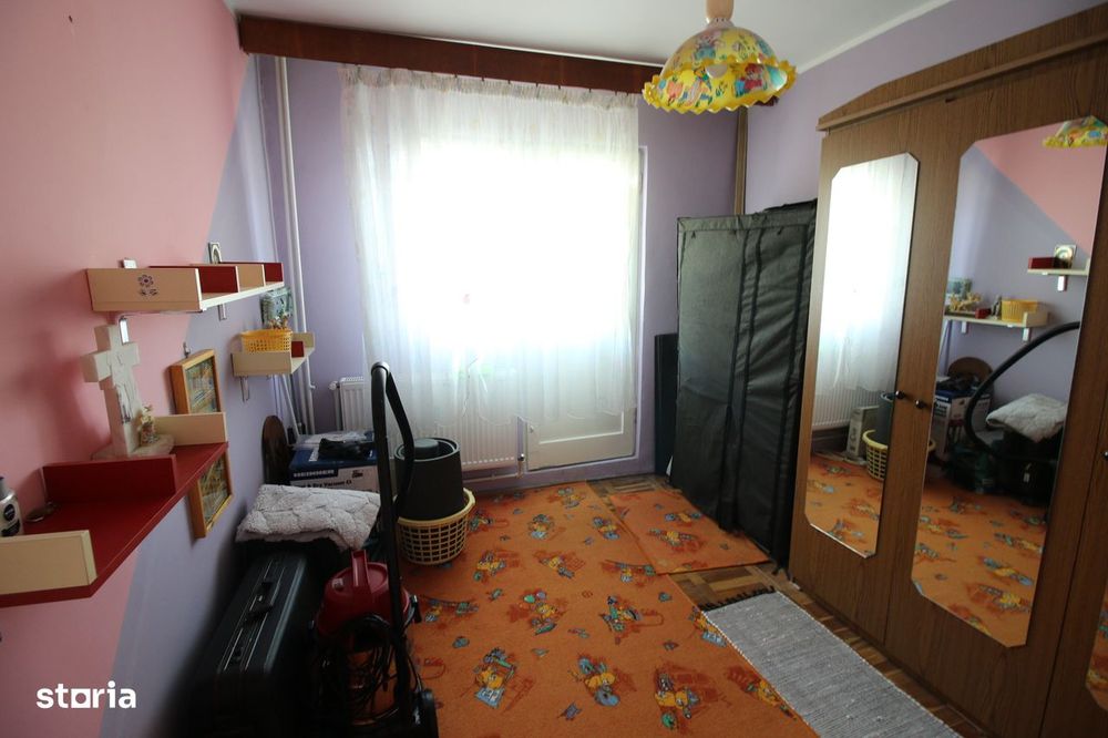 Vand-schimb Ap. 3 dec. Port, Faleza Dunarii, etaj 3, 71mp