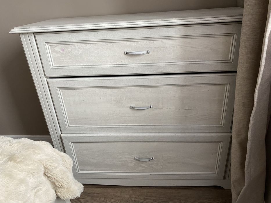 Продам комод отличный