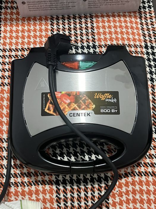 Вафельница centek