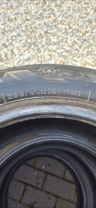 Vând anvelope iarna  205/55 R16
