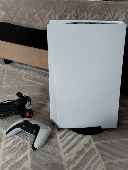 Продам SONY PlayStation 5.