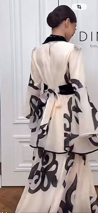 Продам платье новое