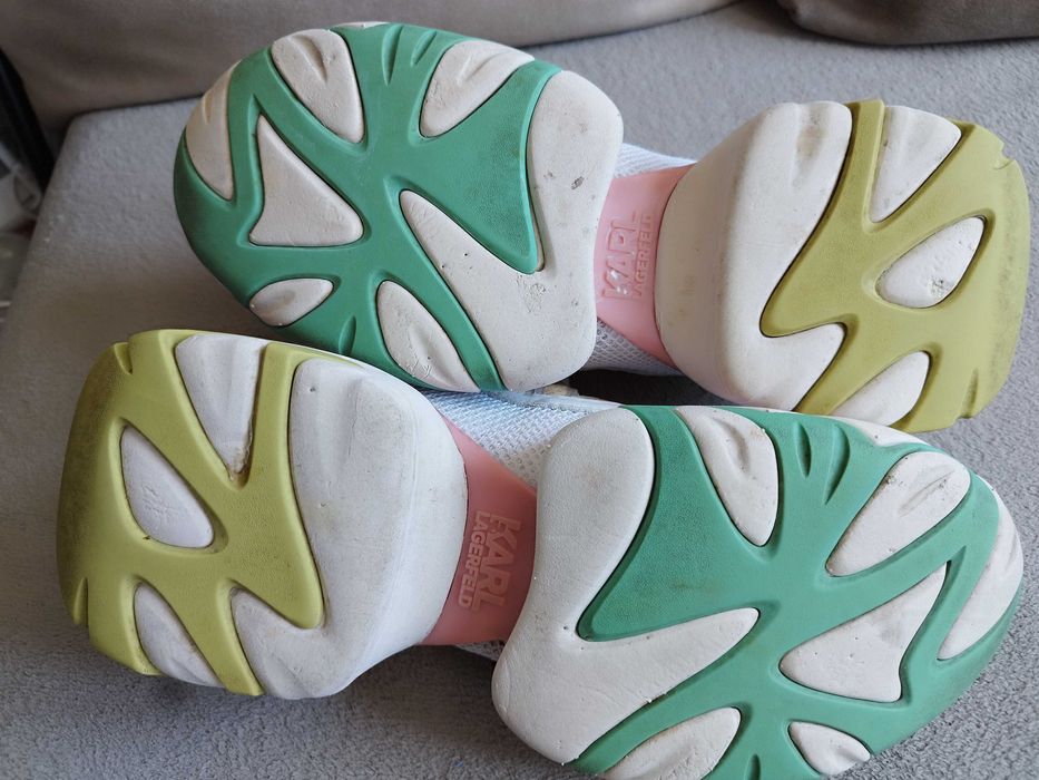 Нова цена-150лв Дамски Karl Lagerfeld