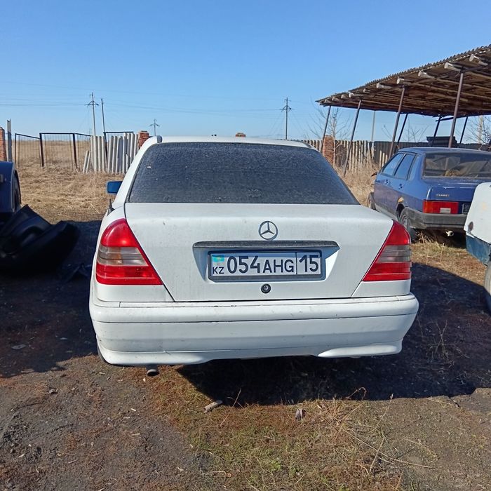 Мерседес W202 C180