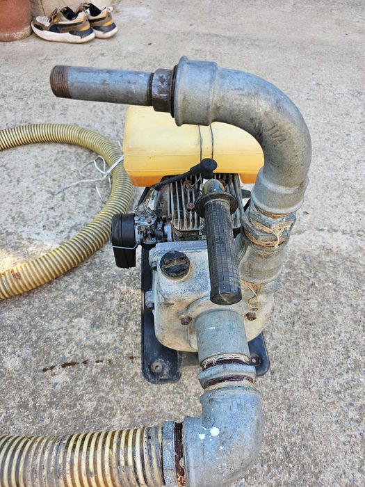 Бензинова Помпа за ВОДА .ITALY. ПЕРФЕКТНА..