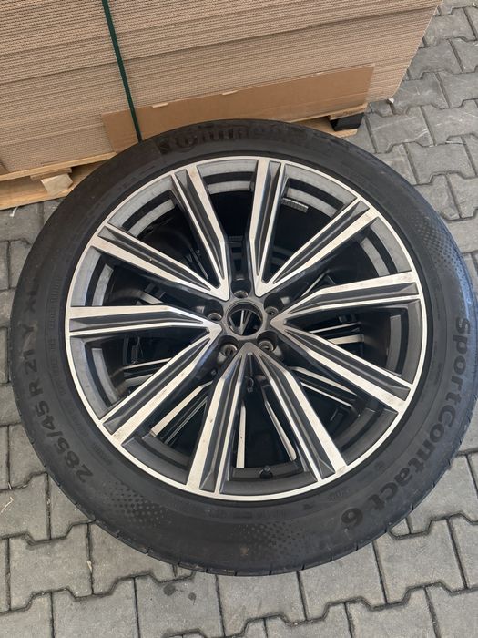 Set Roti complete R 21 AUDI Q8 / Q7