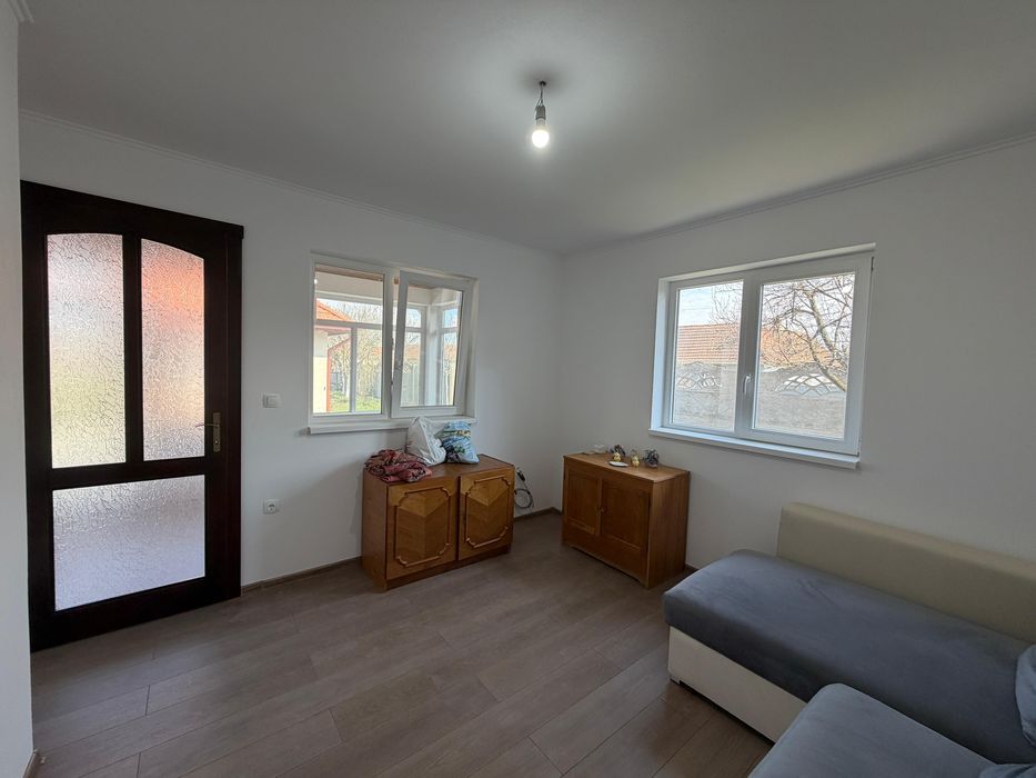 Casă Spațioasă cu Teren Generos Sudriaș, Com. Traian Vuia