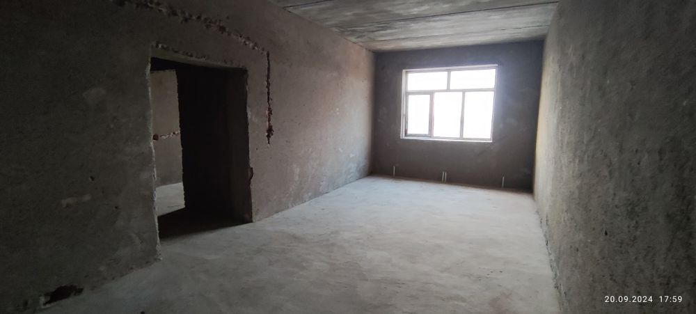 Karobka dom. Kv=4.3 ml/sum Qarshi shahrini markazidan 73 m² + balkon