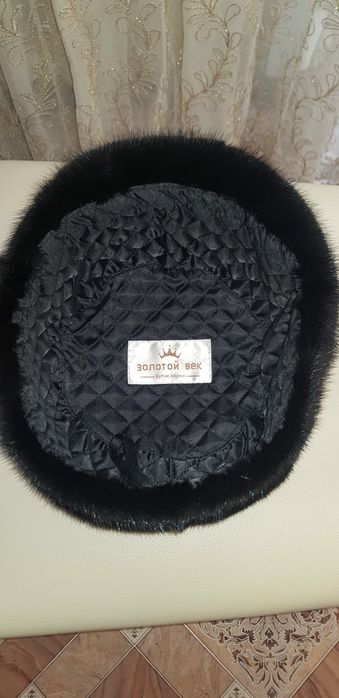 Одежда и головные уборы