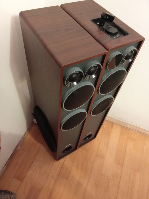 Boxe active bluetooth  Akai 200 w rms