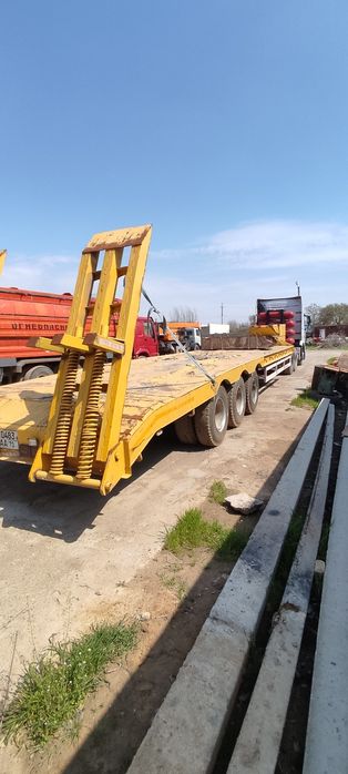 Сотилади траллер Howo A7 газ моторли 2010 йил прицеп тягач