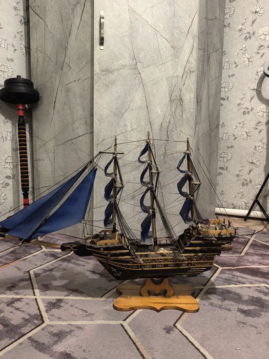 Продам корабль  ручной работы