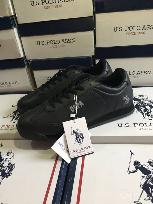 Продается оригинал кроссовки POLO