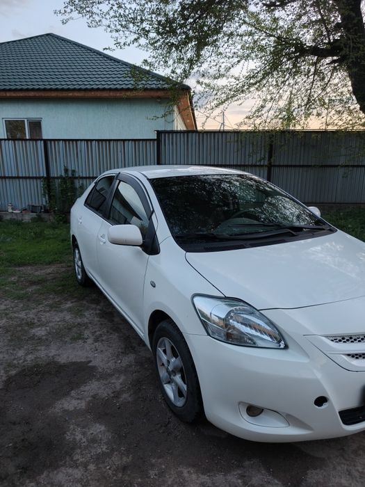 Продам Toyota Yaris