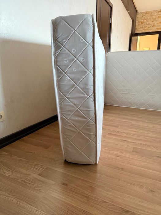 Матрас 200*100,  2шт по 80000 тенге